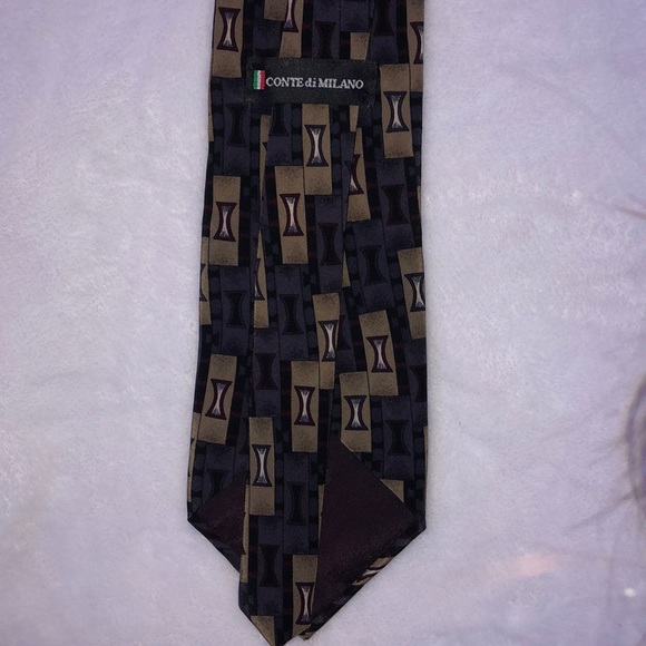 Neck tie - Picture 2 of 3